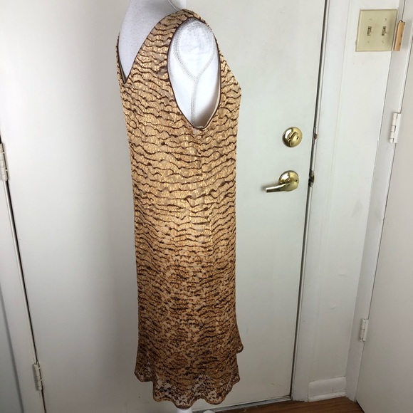 MEDIA ONE WOMENS TEXTURED FITTED LINED SLEEVELESS DRESS SZ 8 CAMEL/BROWN - Picture 3 of 6
